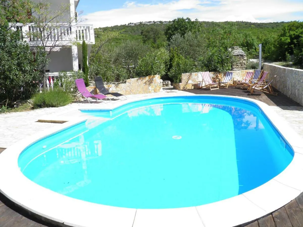 Apartments Zen Maslenica
